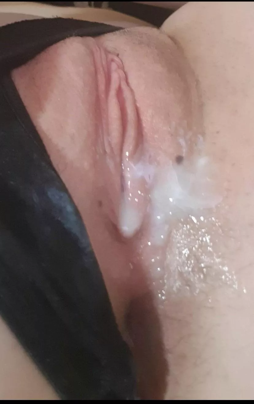 Wet and [f]illed 💦😋