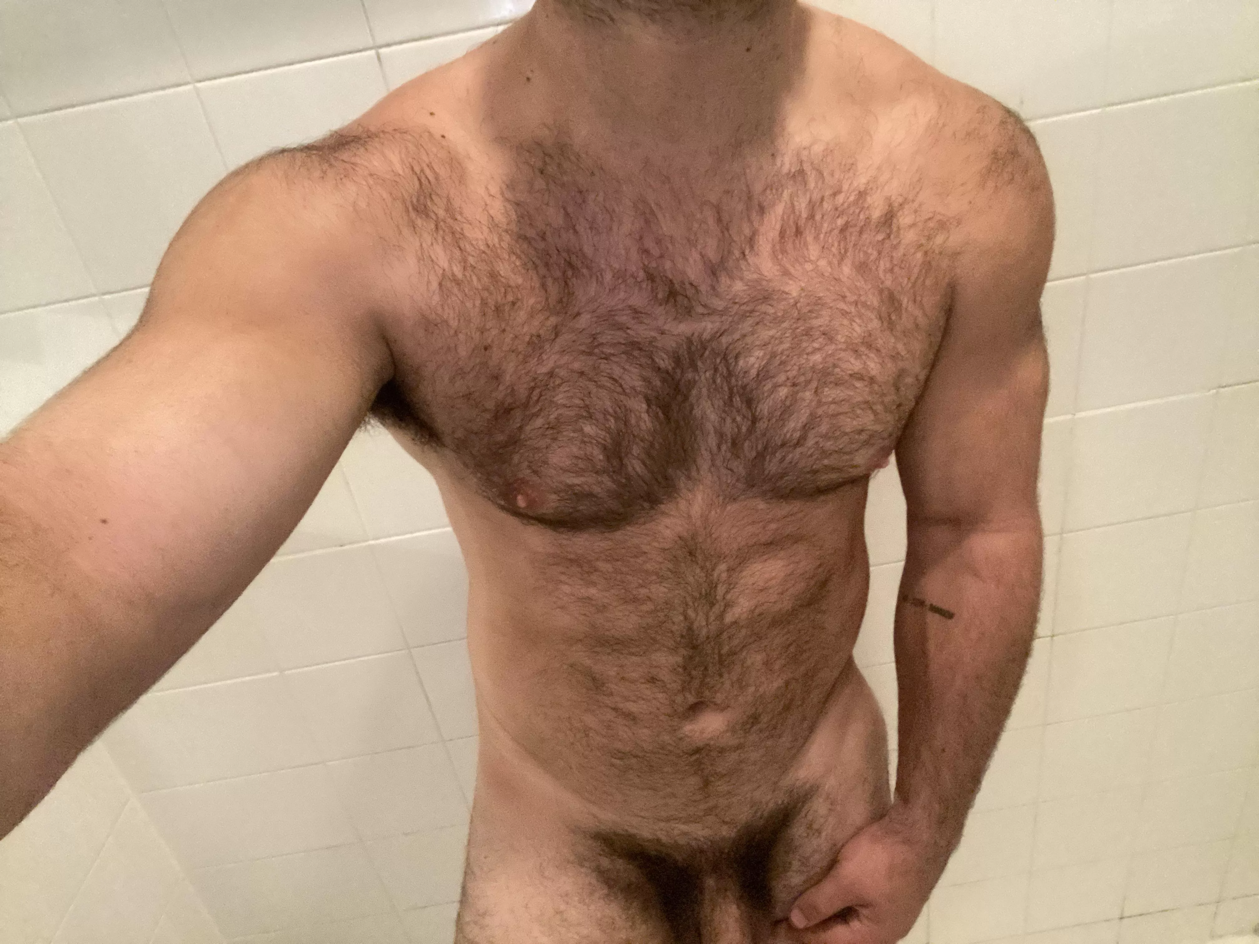 Wet hairy daddy ðŸ˜œ