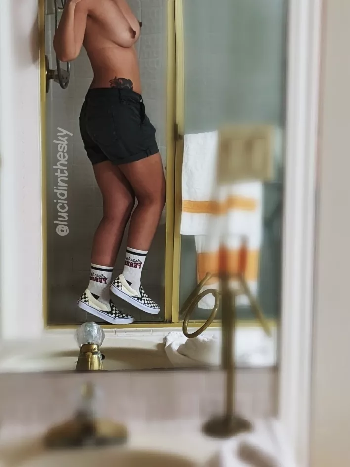 What are your thoughts on Sk8r girls with strong legs and perky tits? ðŸ›¹ðŸ‹ðŸ›¹ðŸ‹