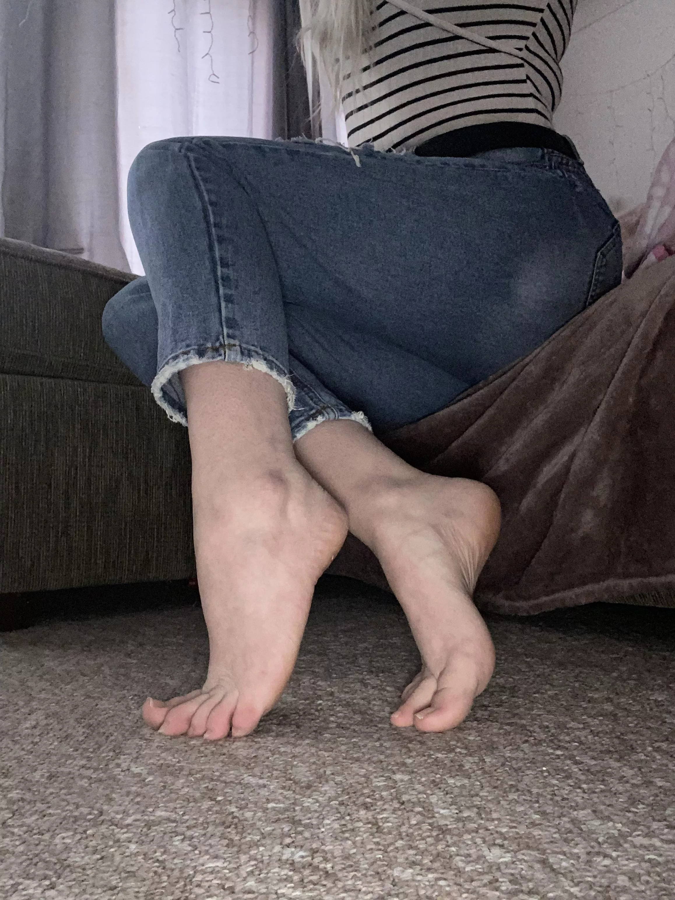 what colour should I paint my toes? ðŸ˜‹