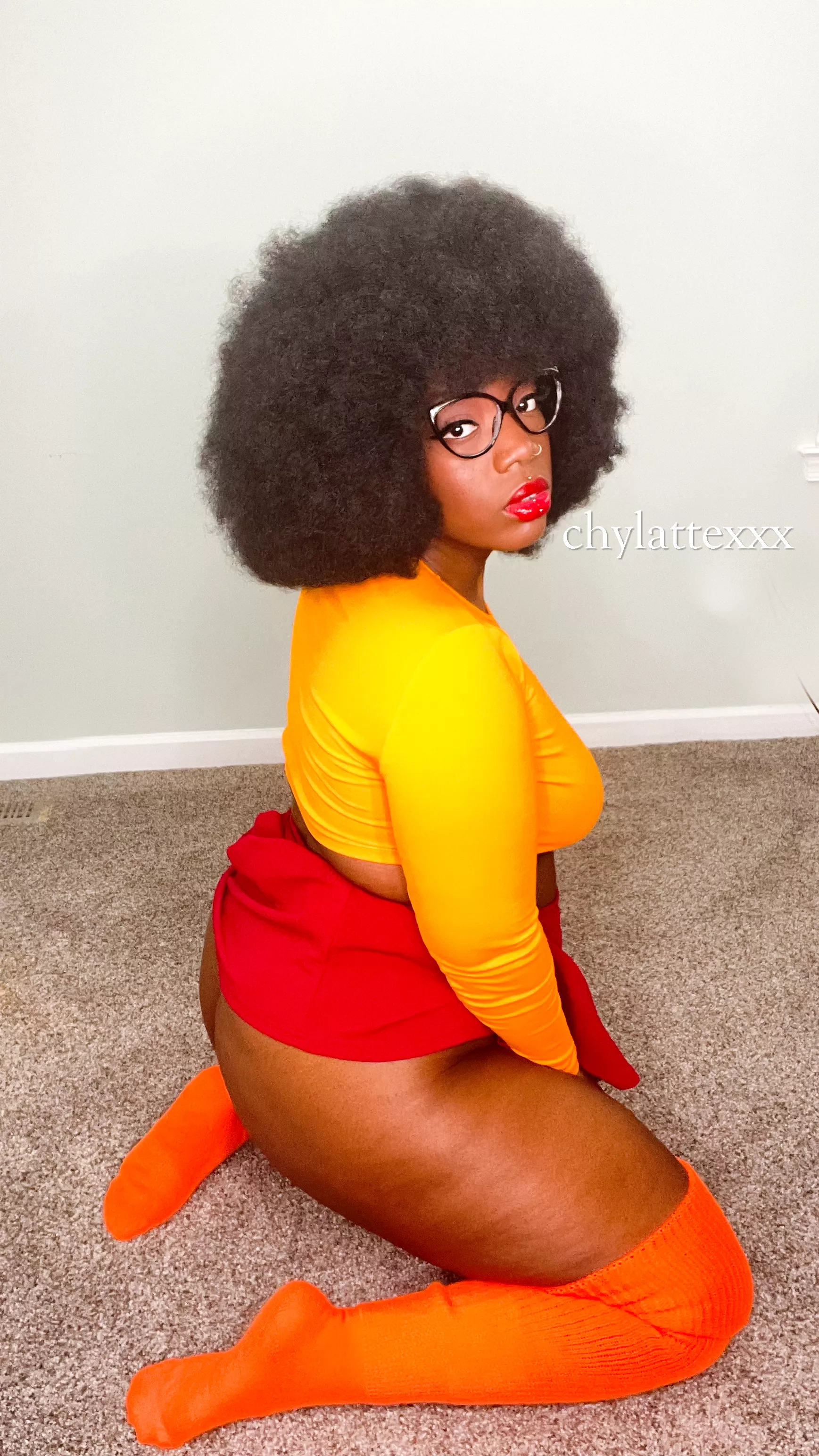 What size do you think Velma wears?