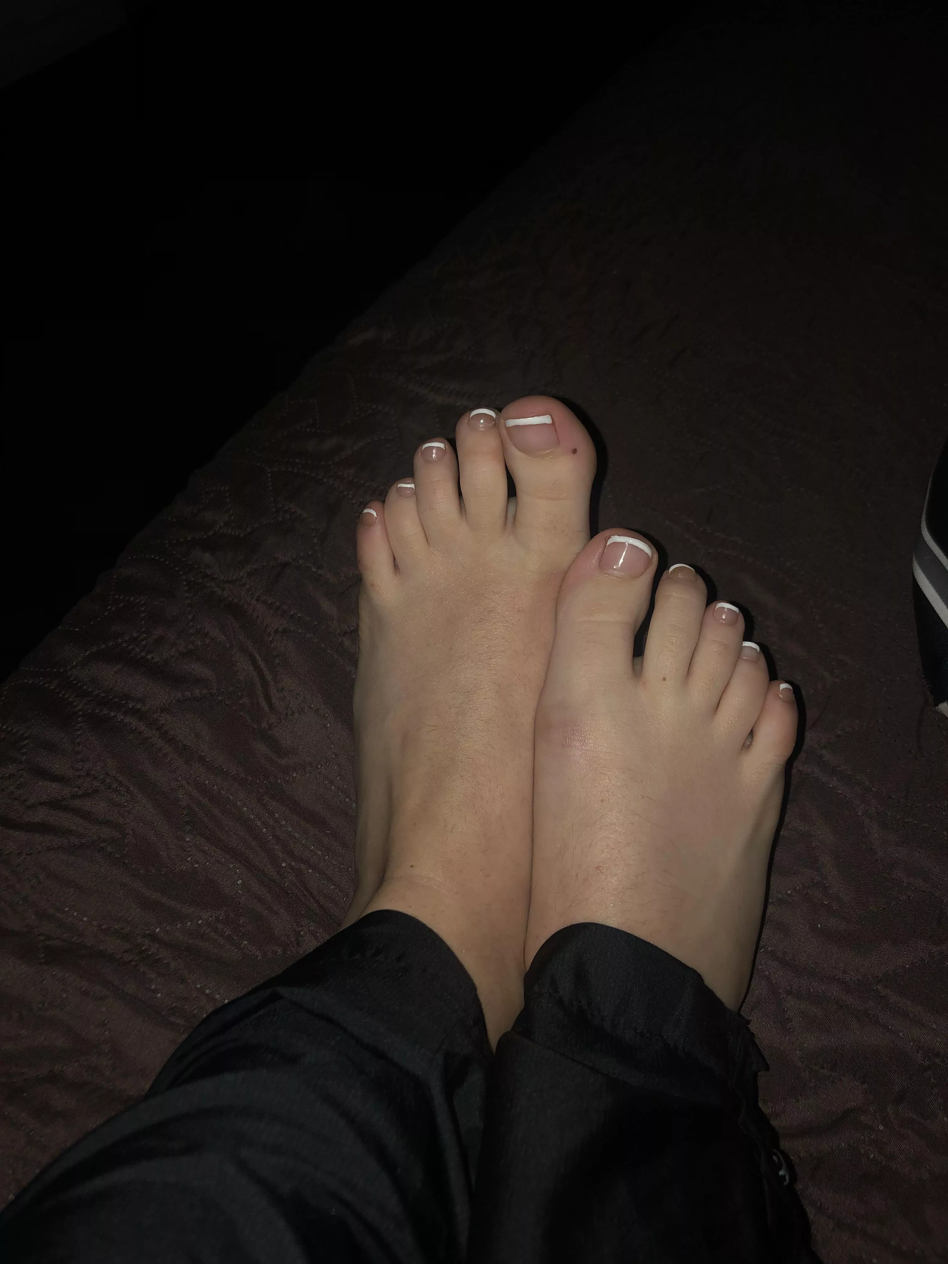 What would u do to my sexy feet ðŸ‘€ðŸ˜ˆ