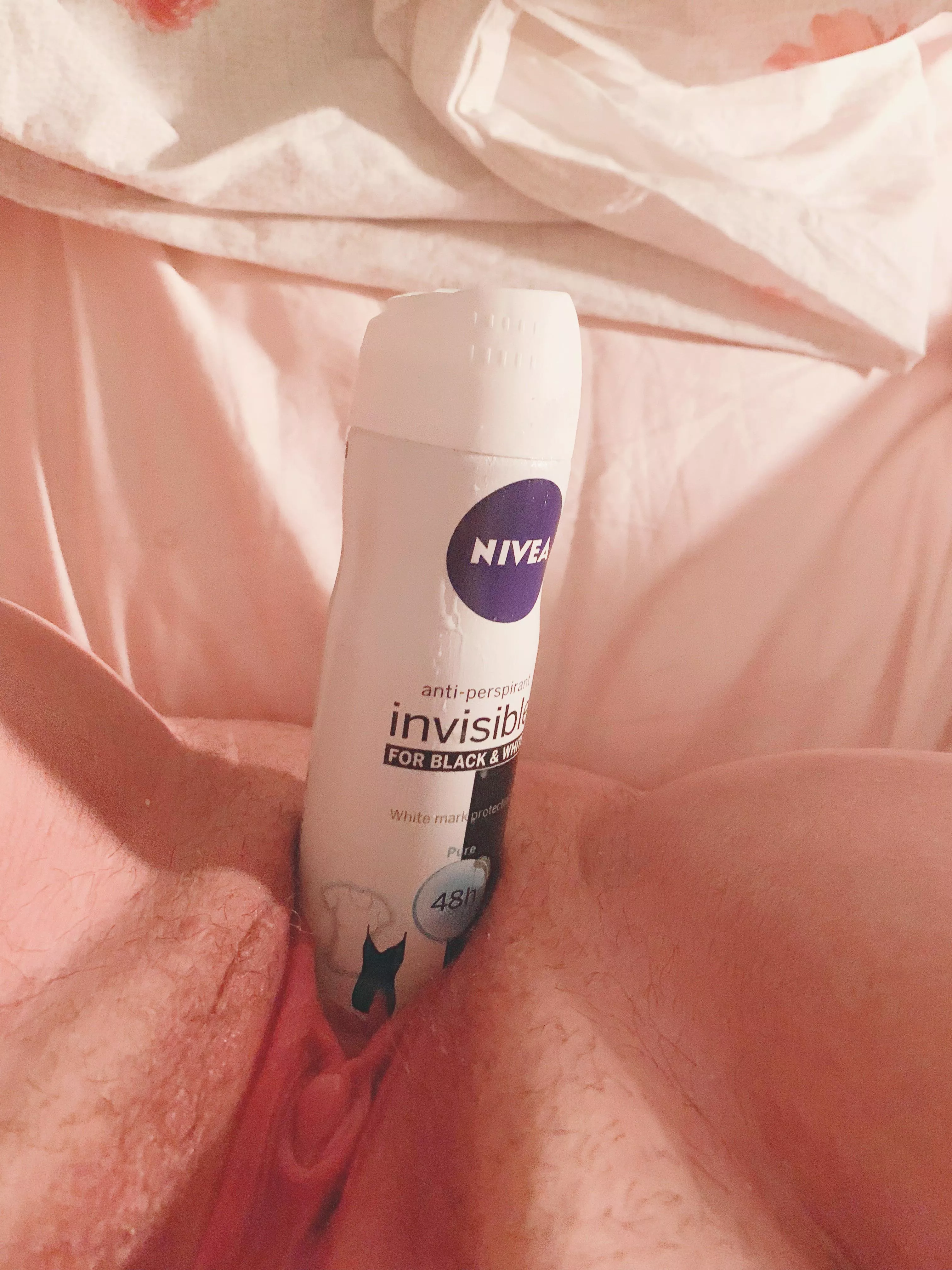 When Iâ€™m really horny I like to stuff my pussy with random objects. I love feeling full ðŸ¥º