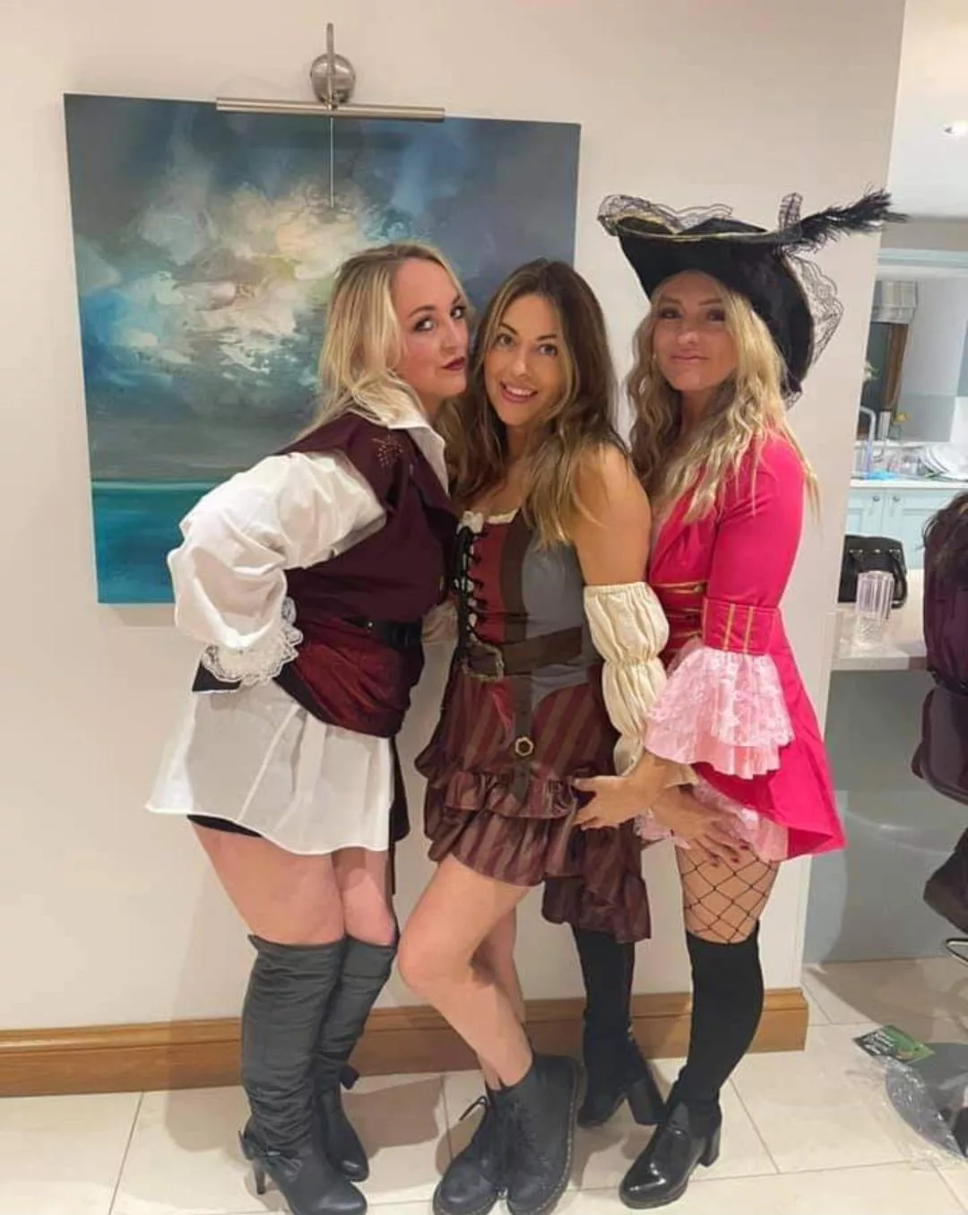 Which slutty pirate and WWYD? DM open