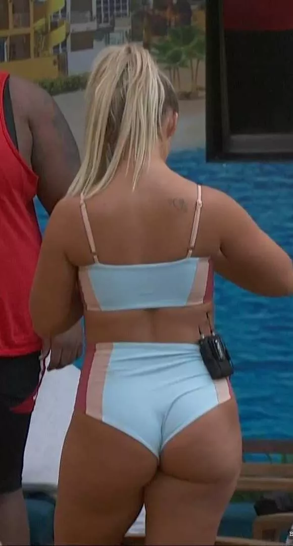 Whitney's phat ass