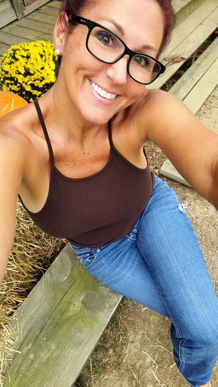 Who doesn't love a Fall Pumpkin Patch! (f,49)