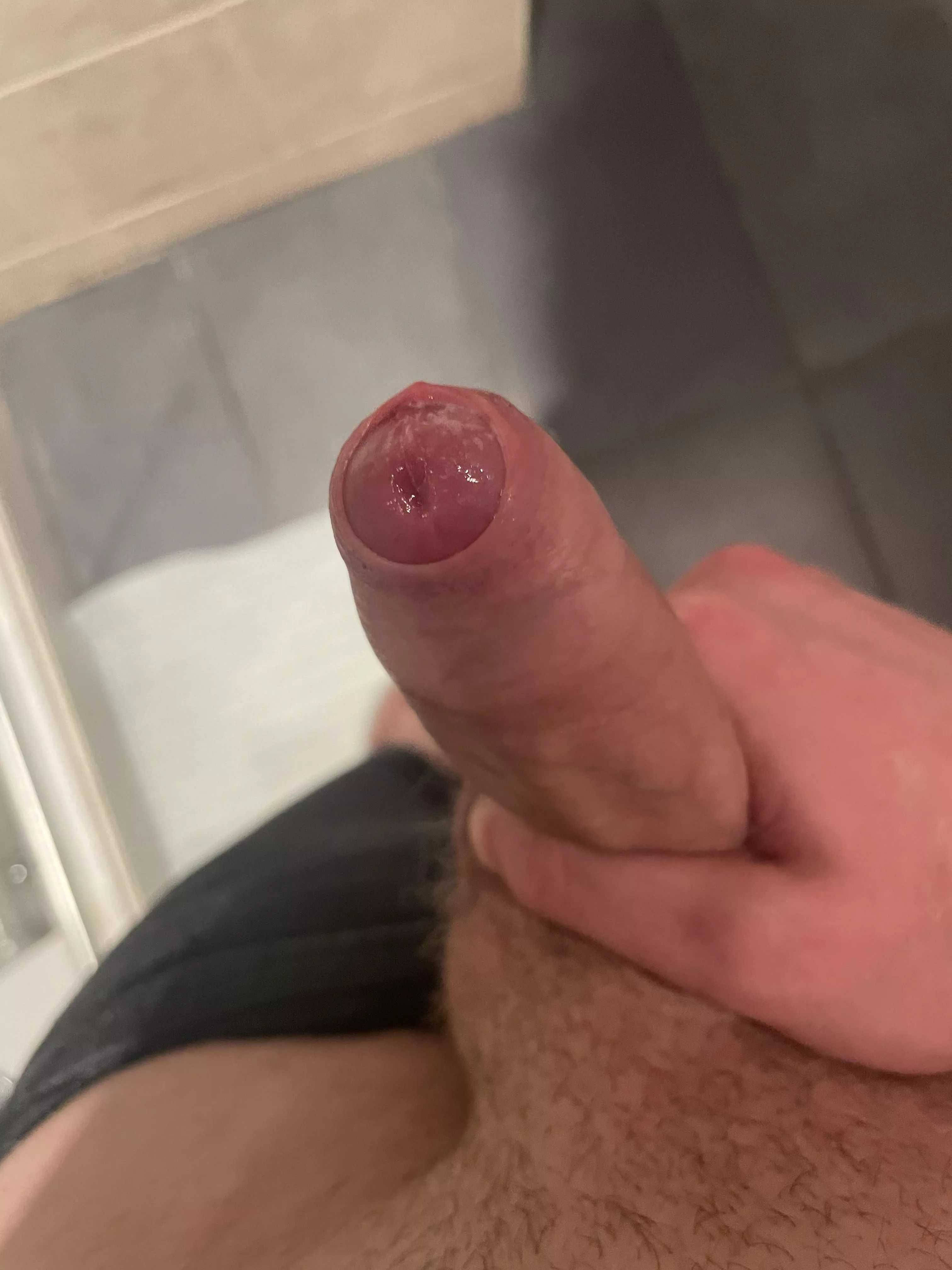 Who fancies some precum? ðŸ¥°