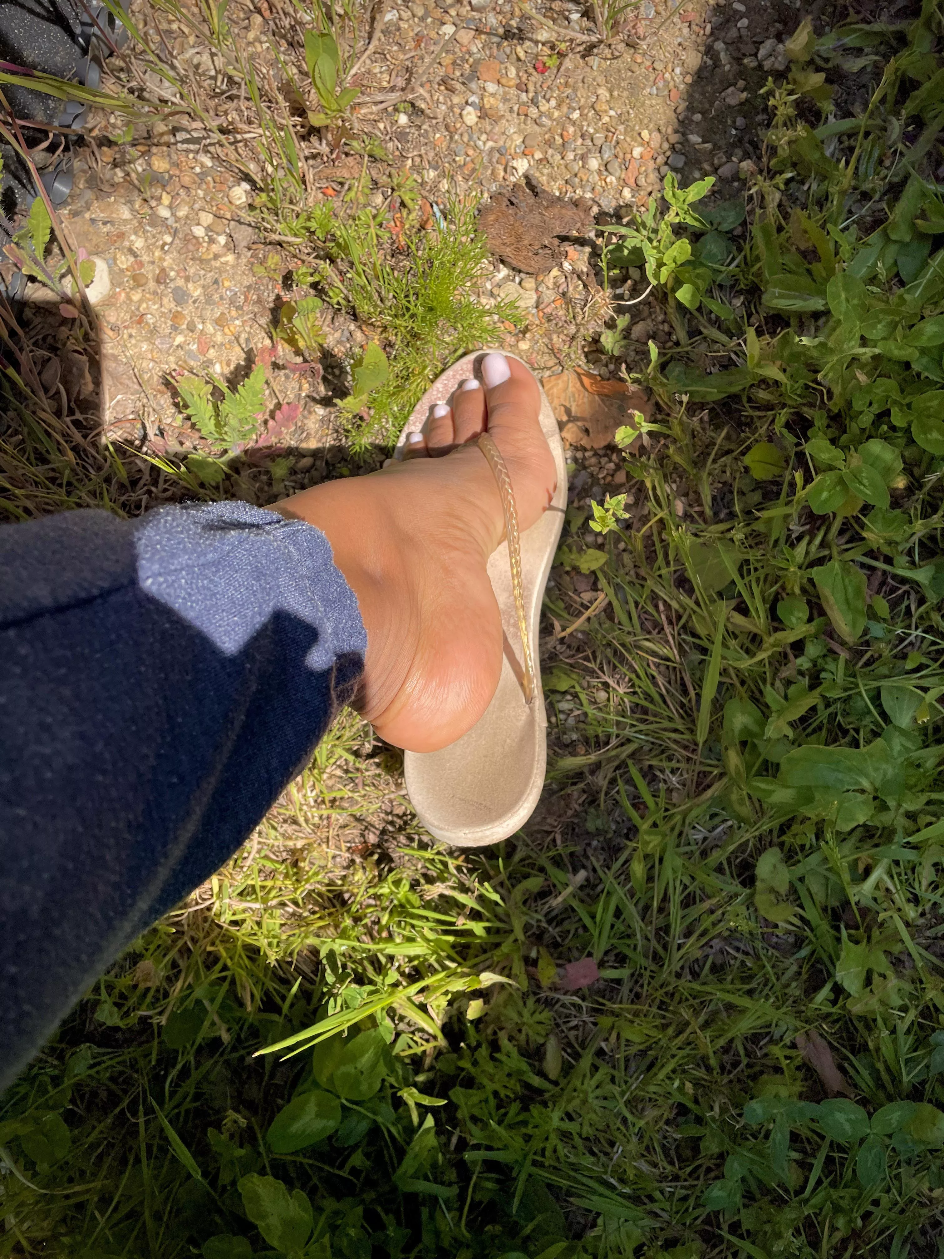 Who here likes feet? 🥰