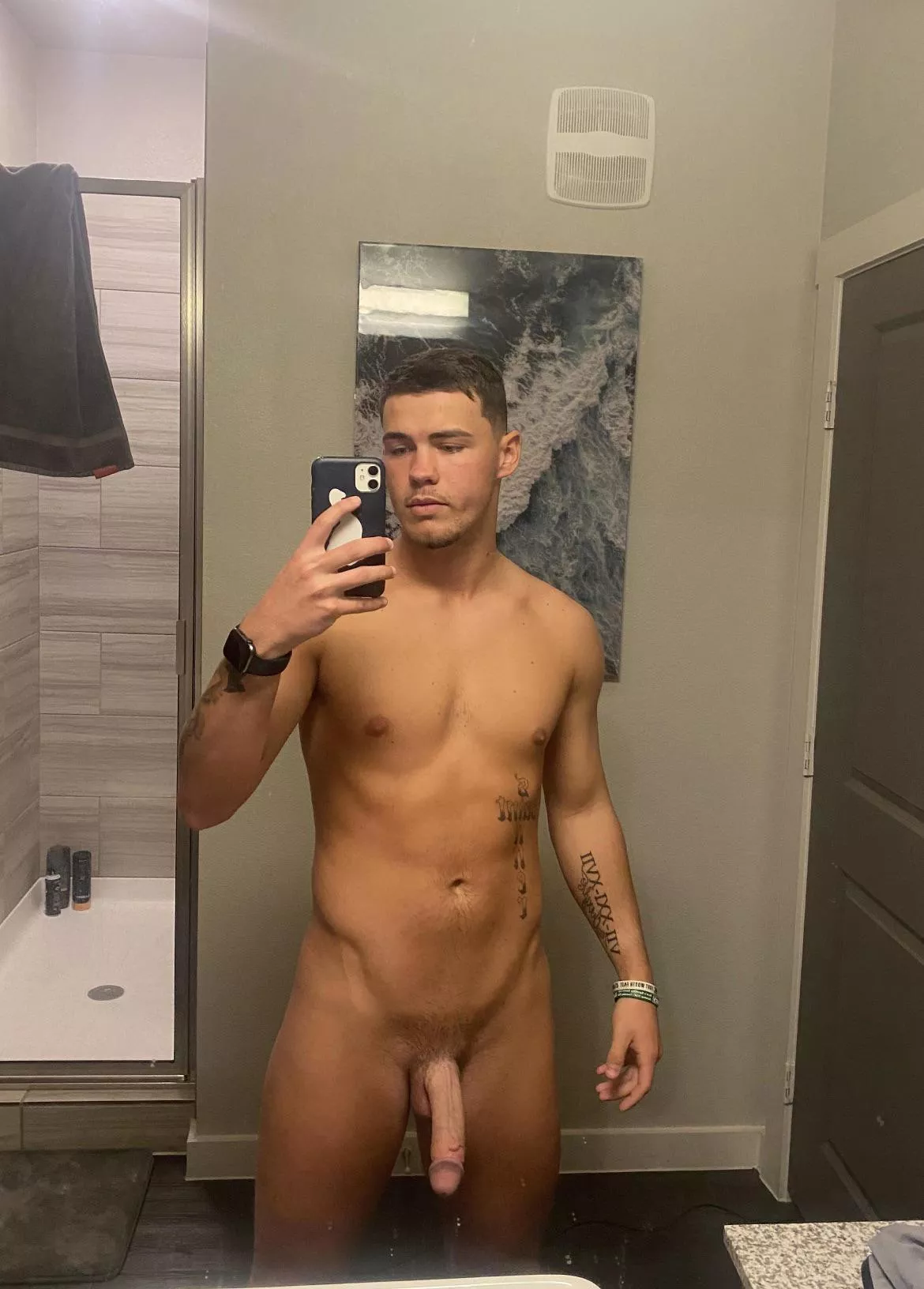 Who wants a big jock dick in their ass?