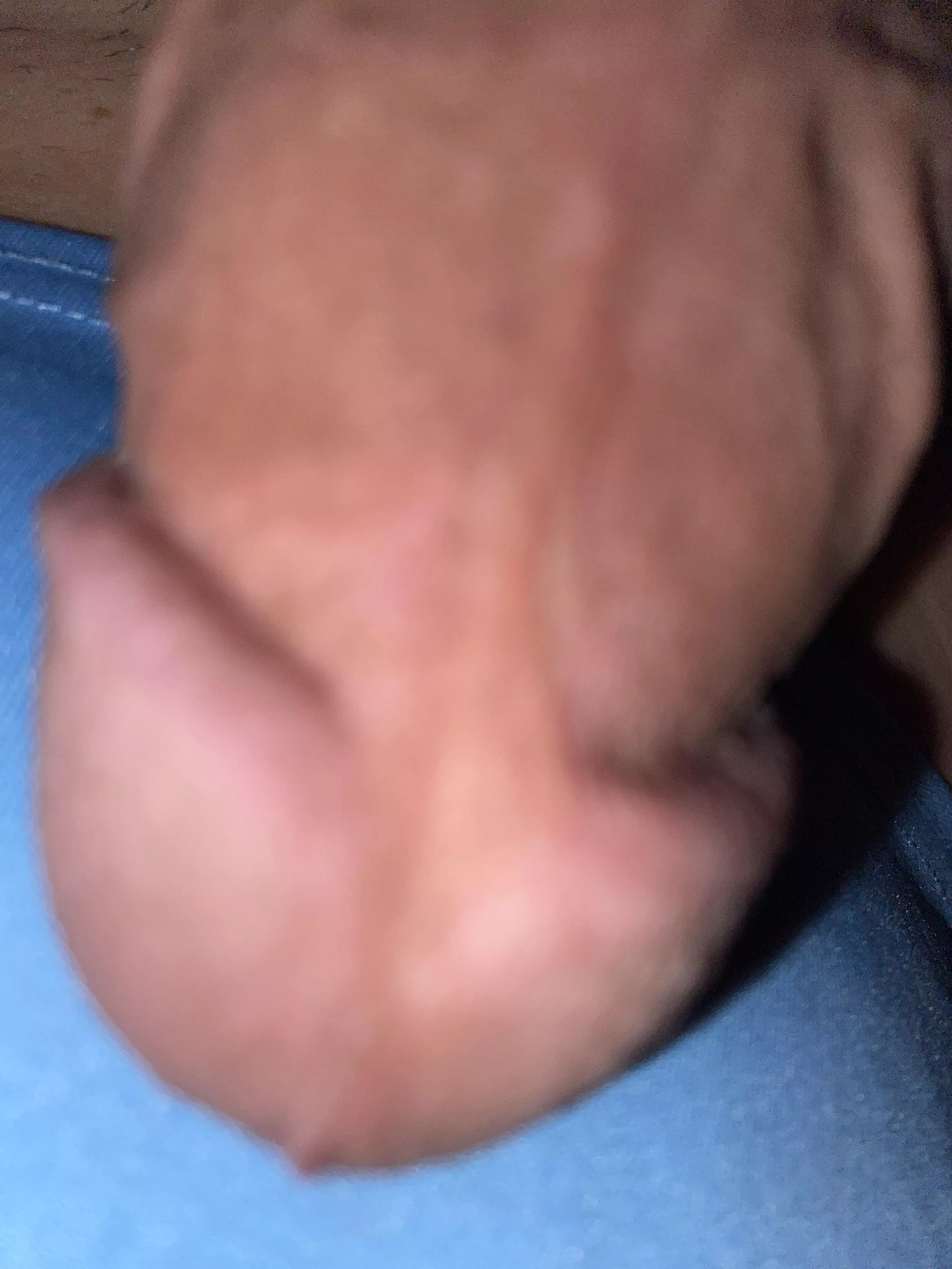 Who wants a cum shot