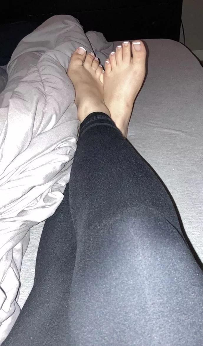 Who wants to love my feet?