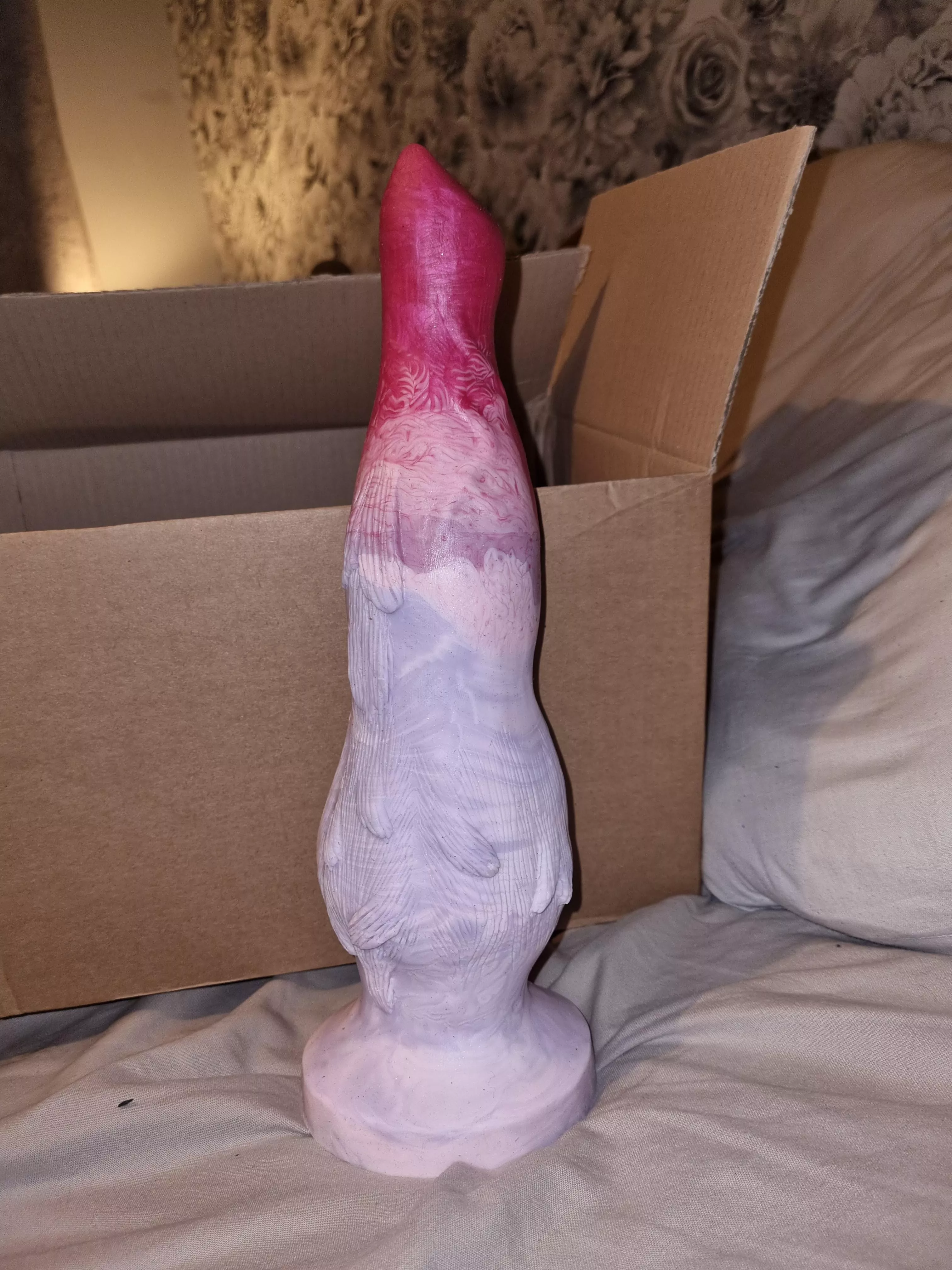 Who wants to see me use my dog cock later?