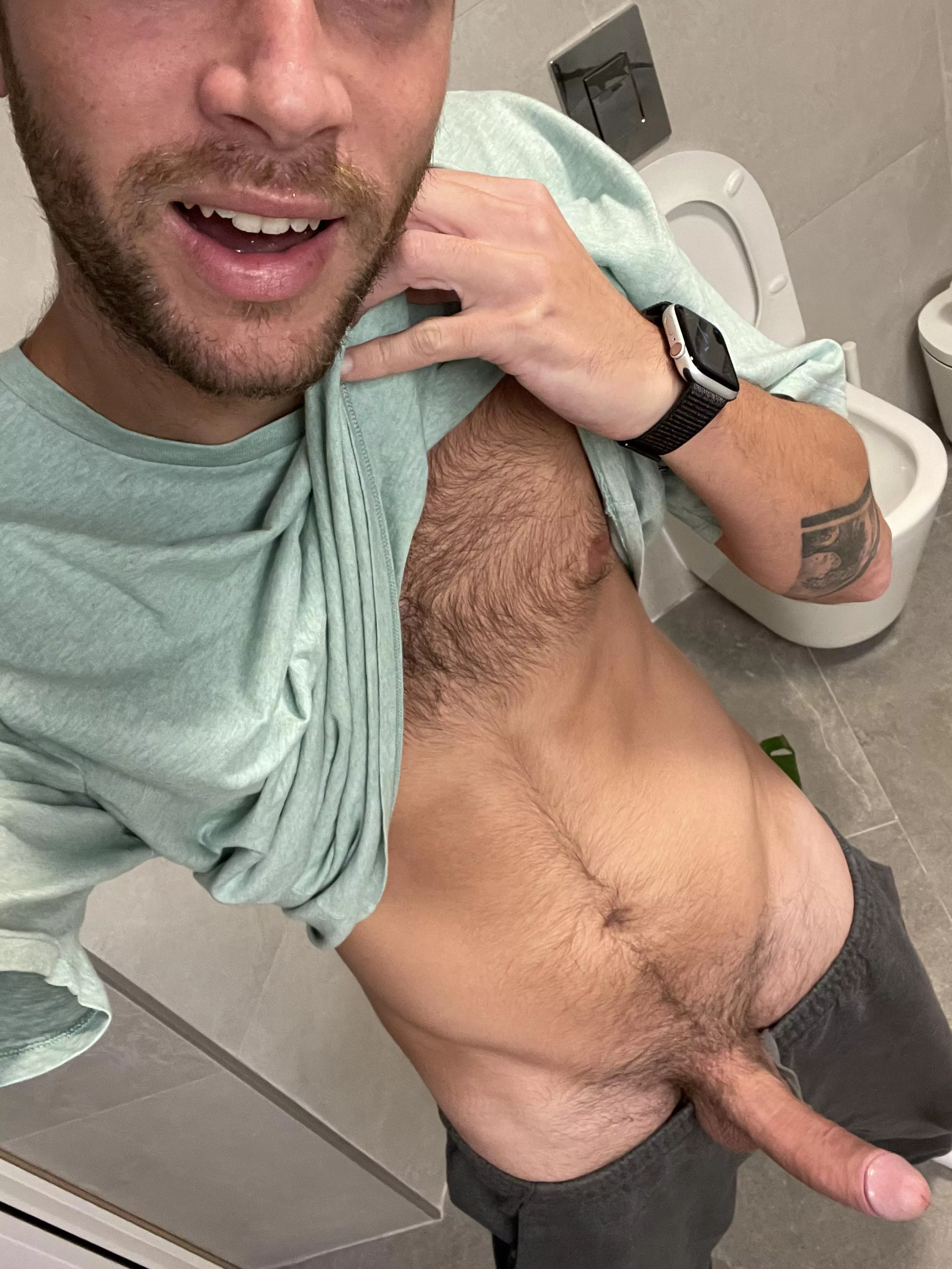 who wants to take off my clothes? 29[M]