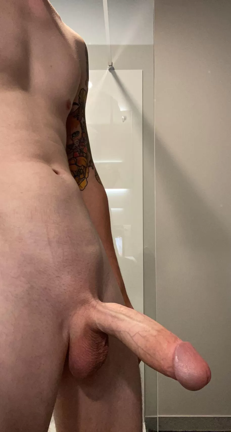 Whoâ€™d like to see more ? Hit my dmâ€™s !