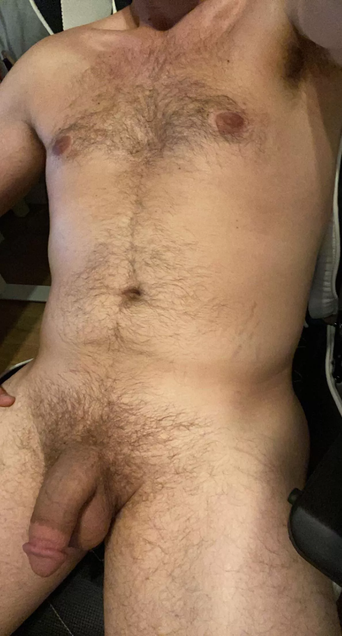 Whoâ€™s here for dad bods and fat cocks?