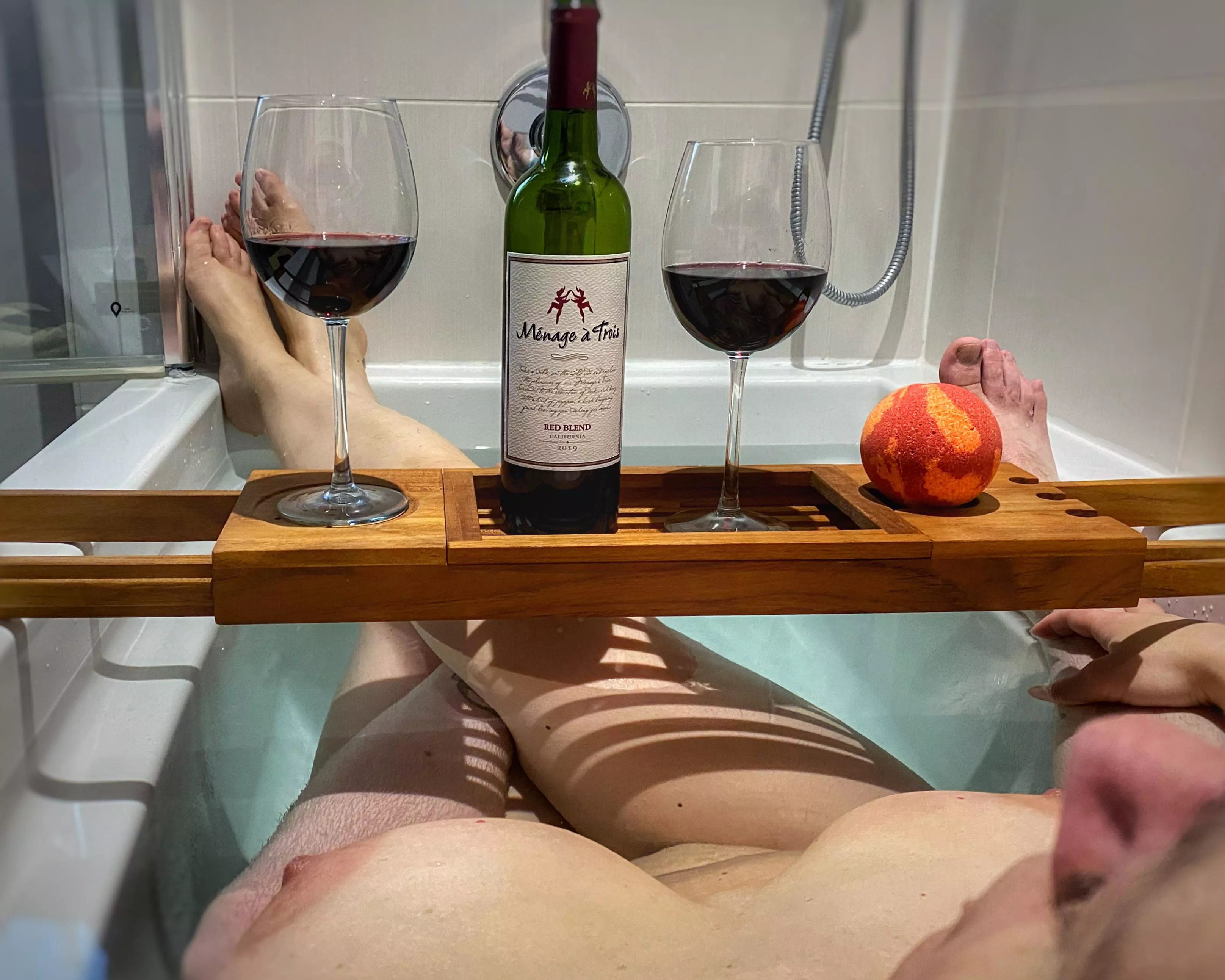 Will, Iris, wine, bath bomb ✅ …hmmm….something is missing… 😉