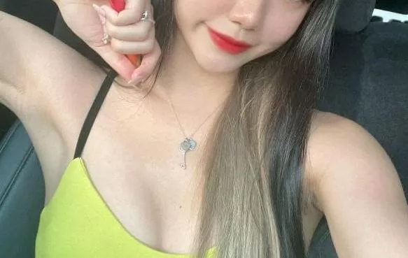 Will you smell my sweaty asian armpits? 20F