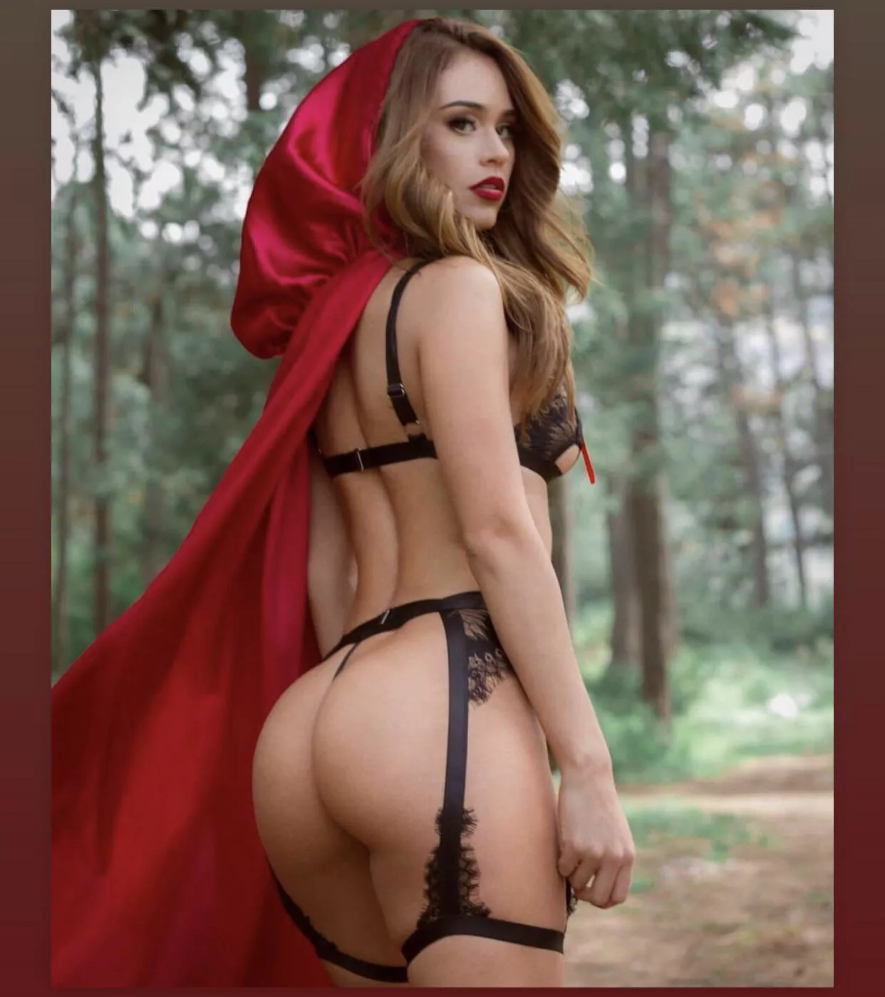 Wish Little Red Riding Hood would come to my door 😉