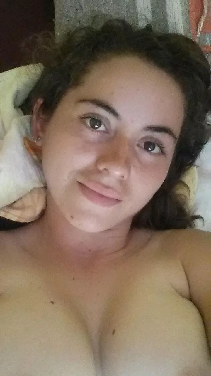 Would you cum on that face? Nudes in Kik saint_gab