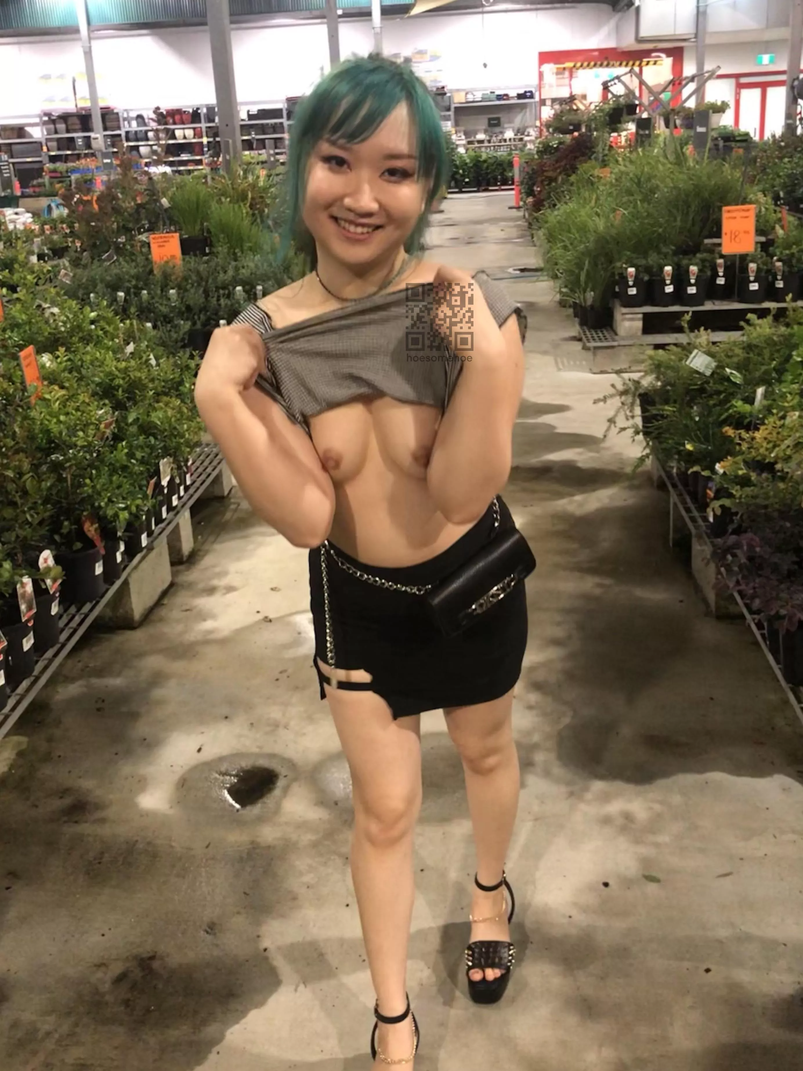 â€˜WoUlD yOU fUâ€¦â€™ of course I know you would fuck a cute girl. The question is would you go plant shopping with me?