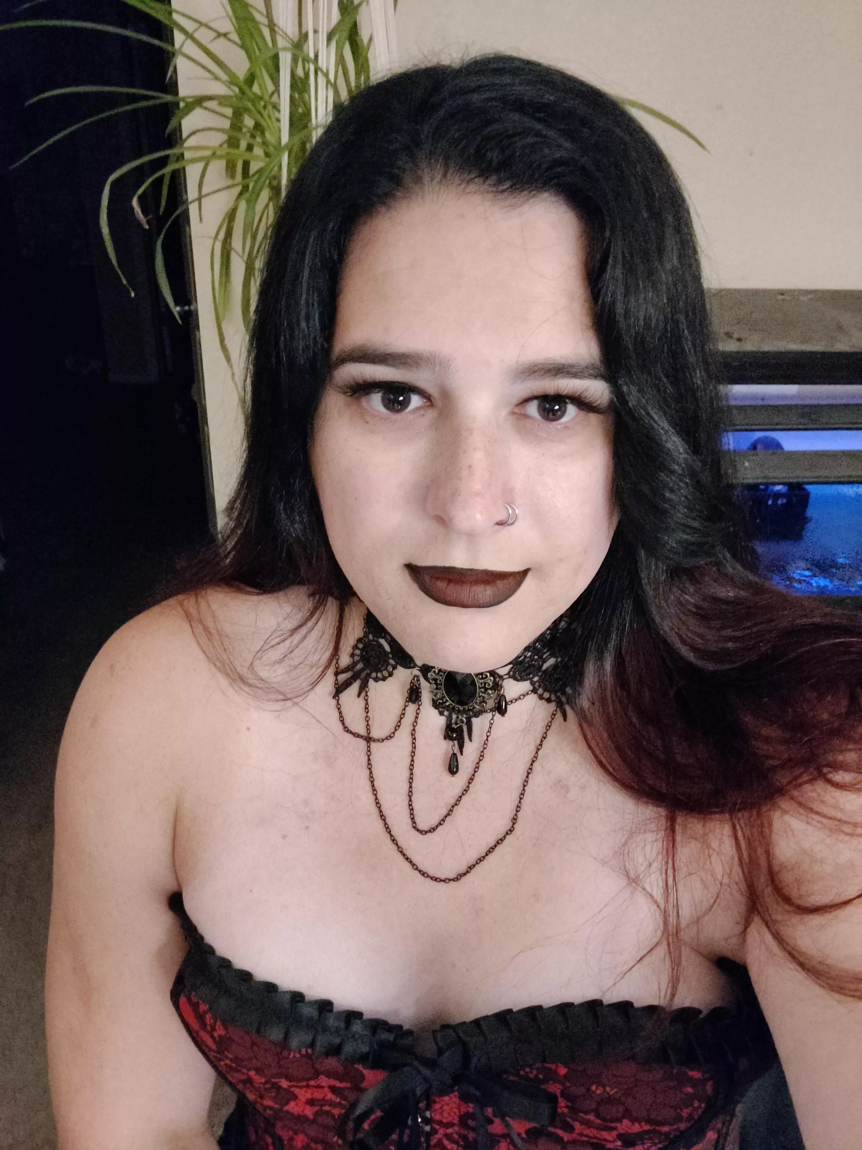 Would you go to goth prom with me?