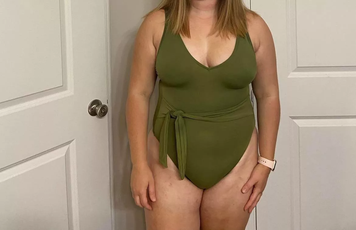 Would you help my thick wife cum?