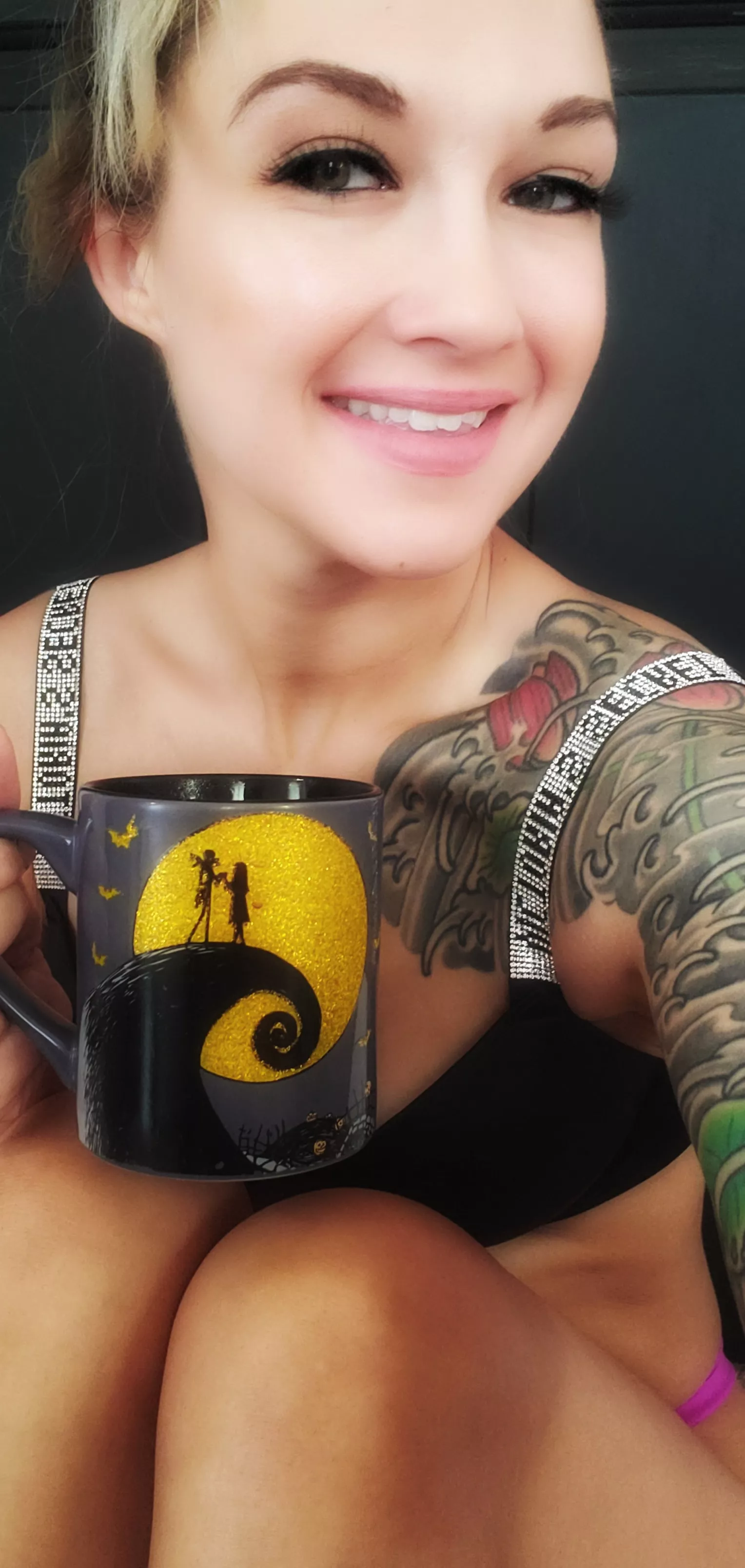 Would you join this 34yo MILF for coffee?