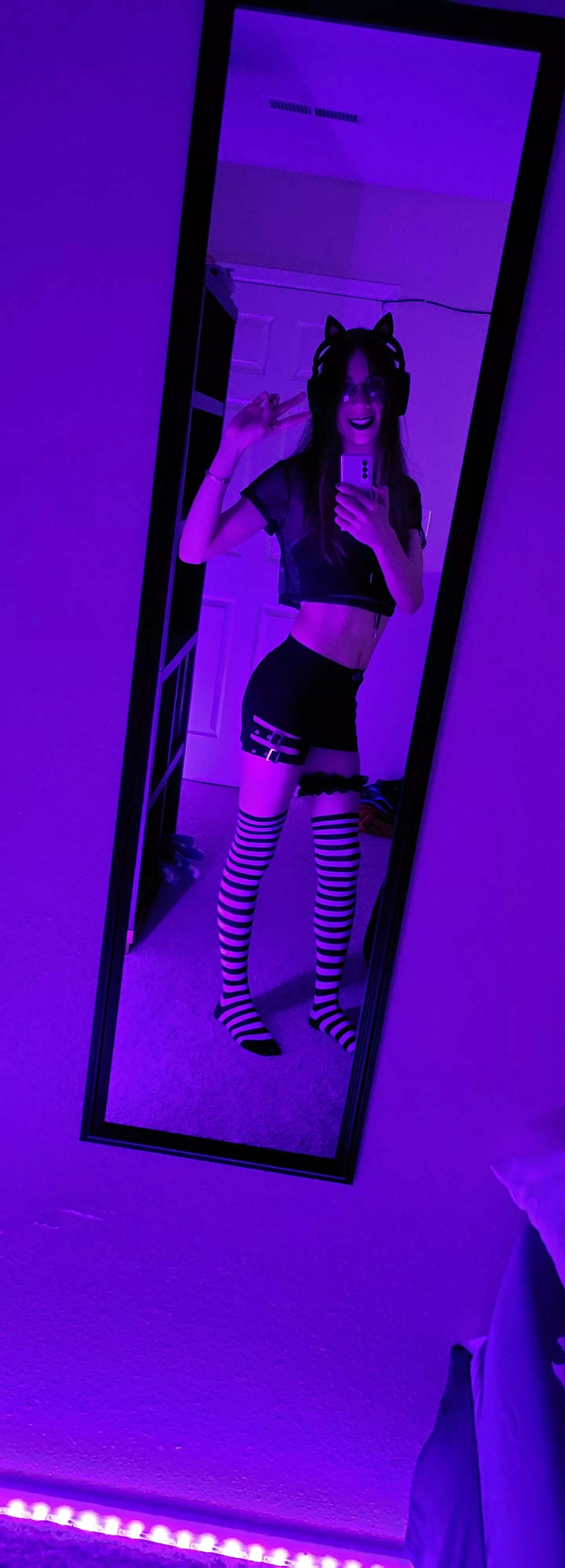 Would you like a goth gf?