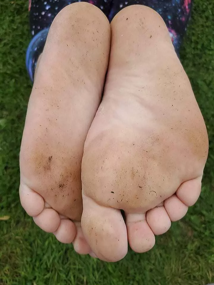 Would you play with these cute dirty feet?