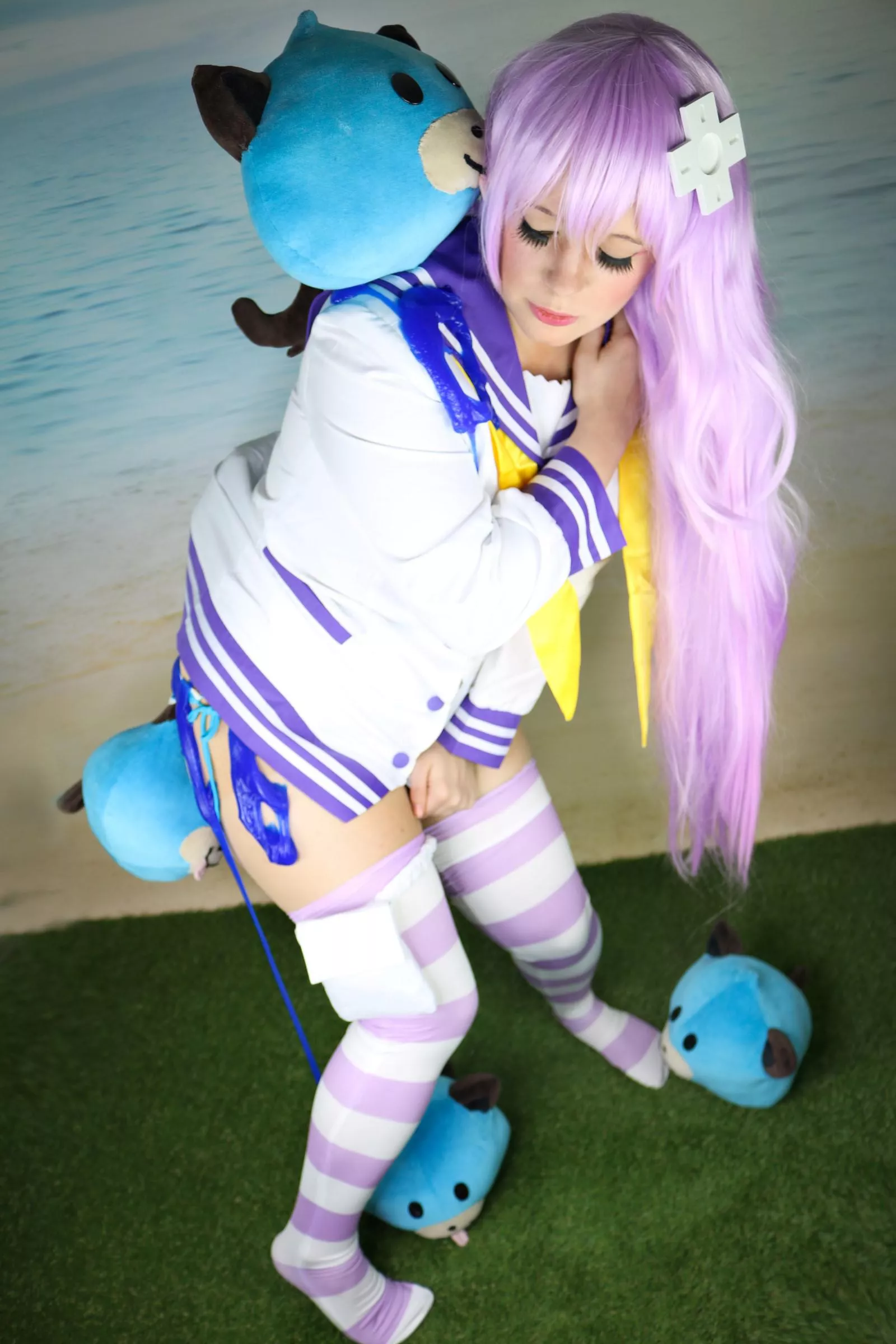 Would you rescue Nepgear from this slimy mess? (By Lysande)