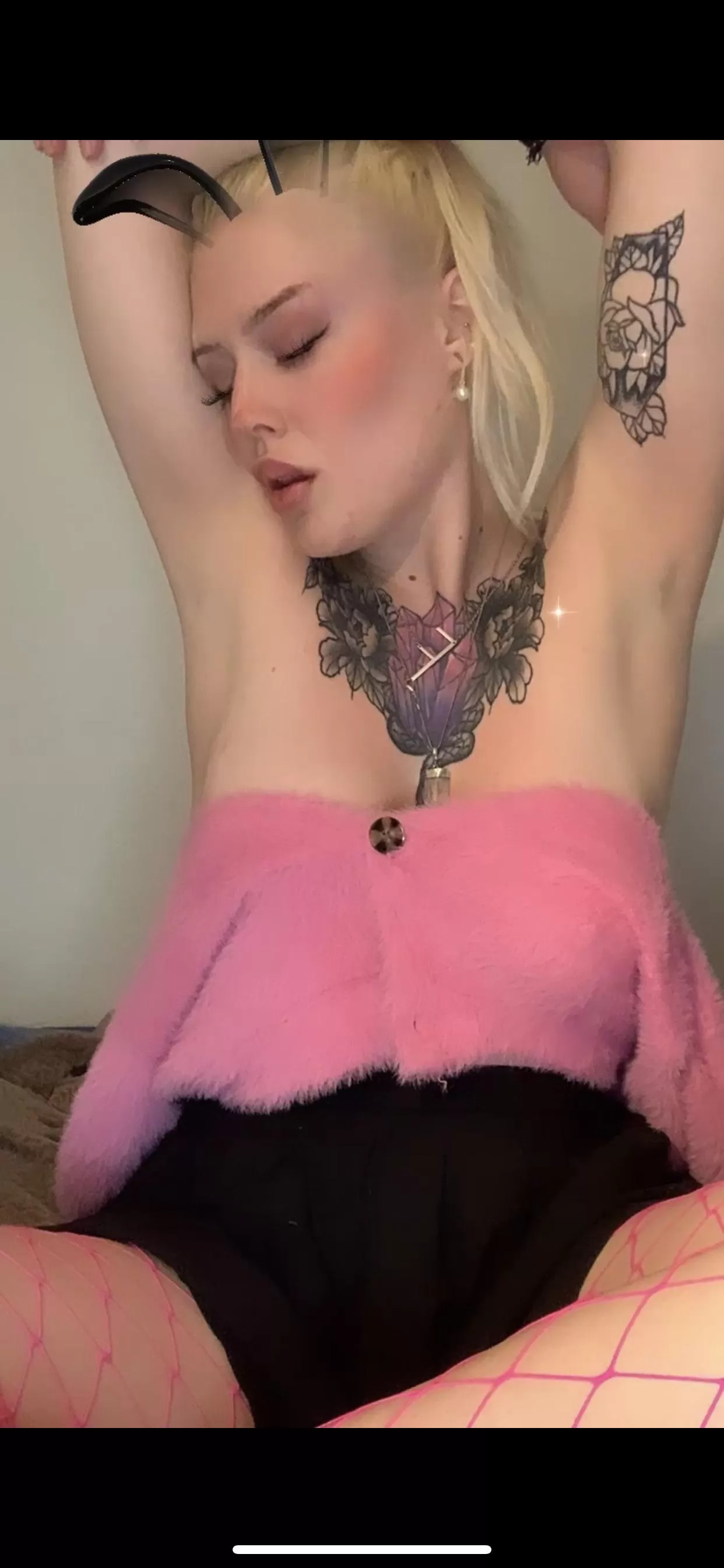 ðŸ’— Your blonde barbie dreamðŸ’— TOP 11%! FREE Onlyfans subscribe & see 140+ videos/photos! ðŸ’Sweet fun, fetish friendlyðŸ’ Link in commentsðŸ˜˜