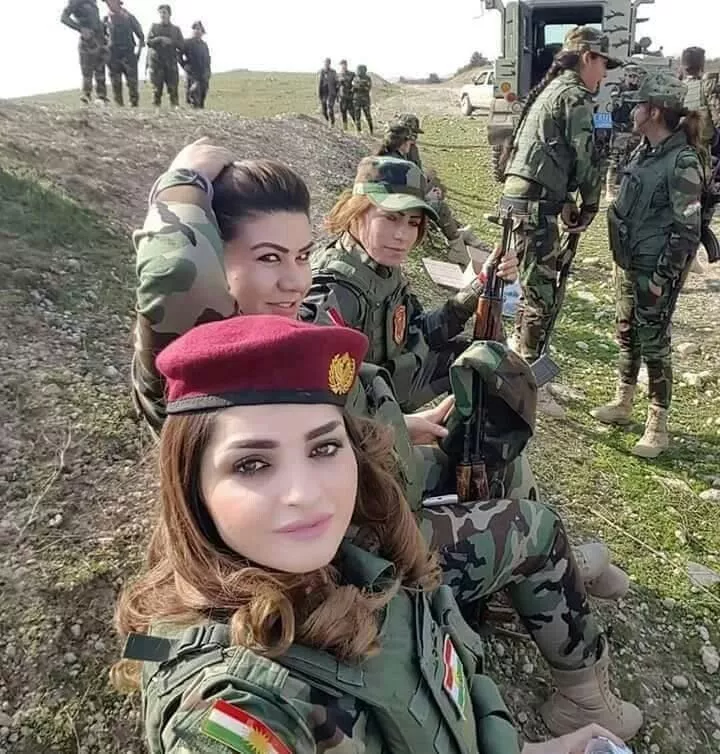 YPG fighters